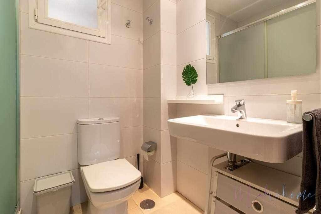4 Apartamento En Estadio Sevilla 8 Plazas 3 Hab Y Metro *